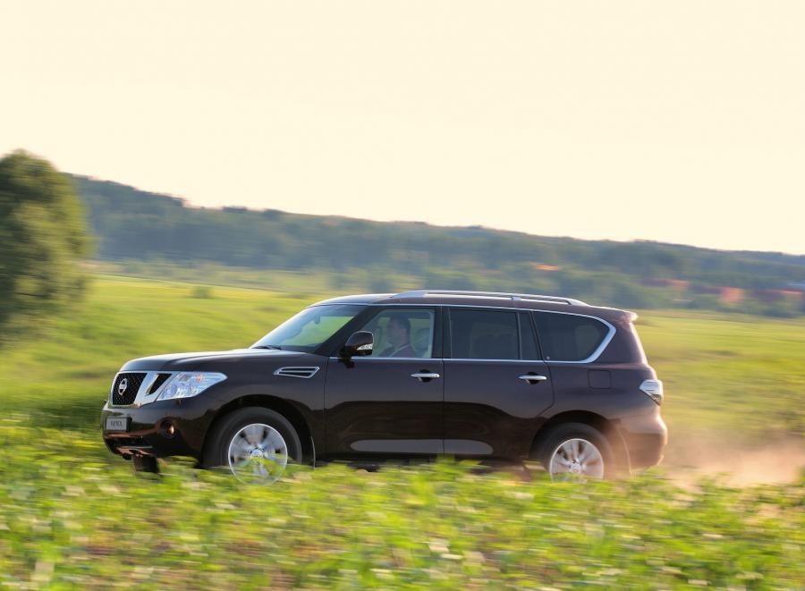  Nissan Patrol 2010 года  (фото 6 из 118)